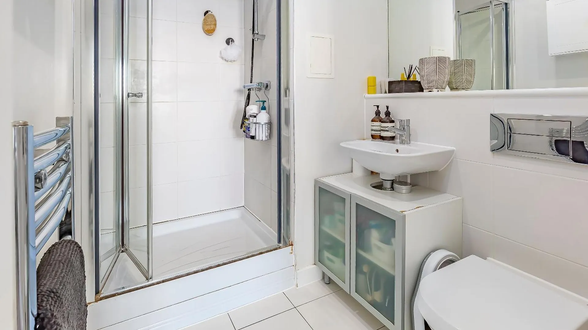 Charming 2 Bedrooms At Langdon Park Dlr London 0*,