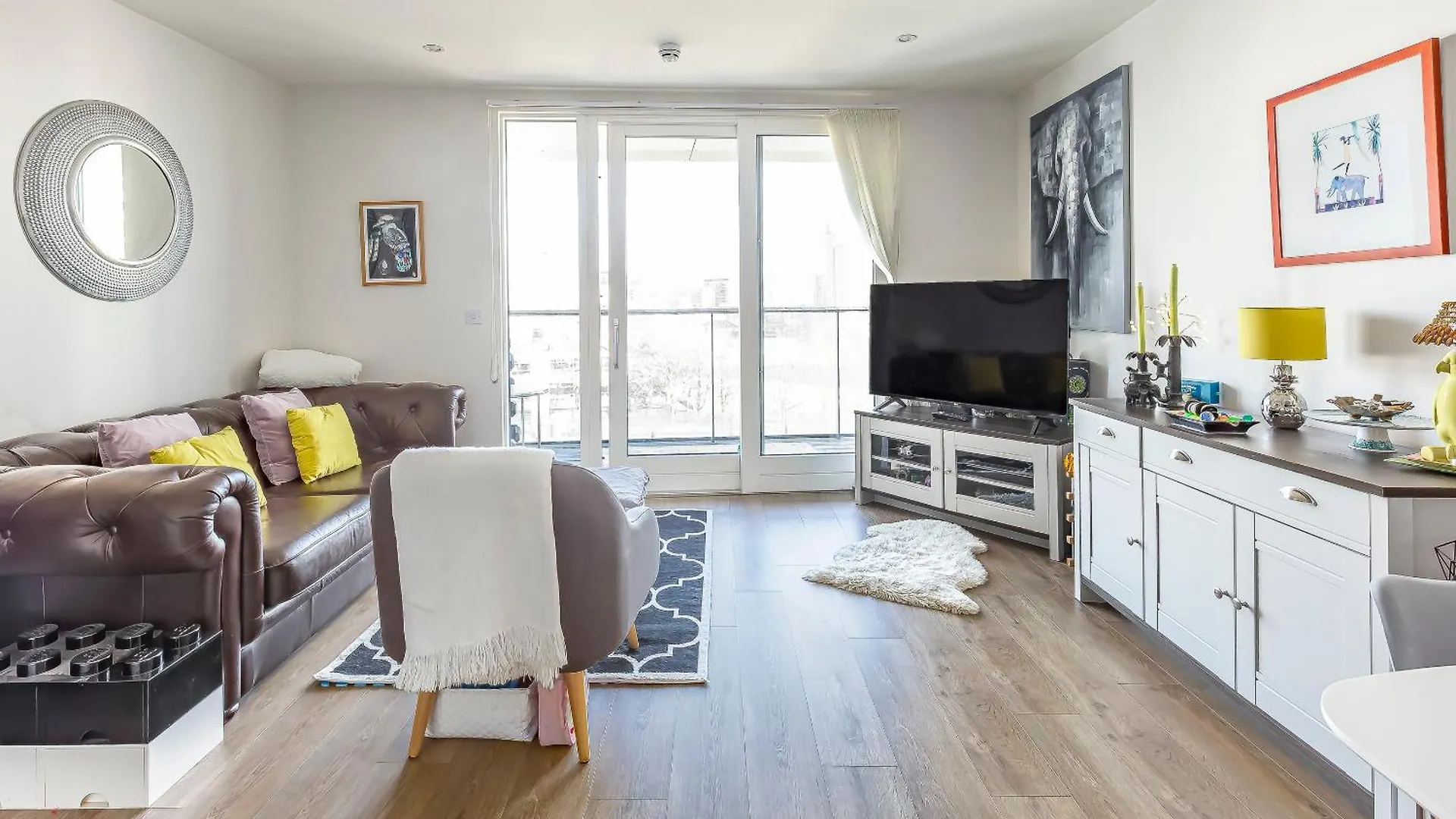 Charming 2 Bedrooms At Langdon Park Dlr London